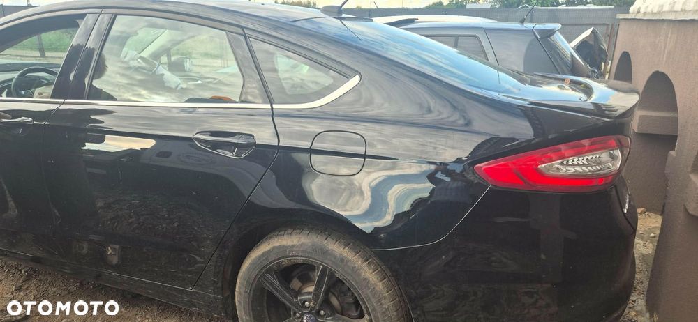 Ford Fusion - 1