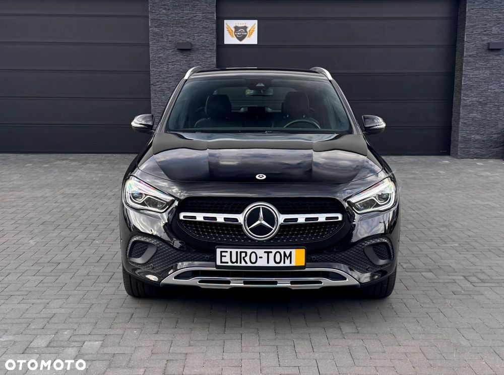 Mercedes-Benz GLA 200 d Progressive 8G-DCT - 11