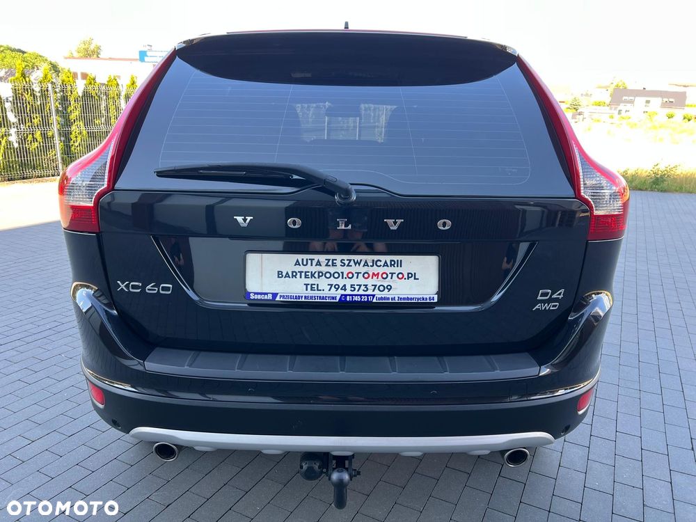 Volvo XC 60 D4 AWD Geartronic Momentum - 3