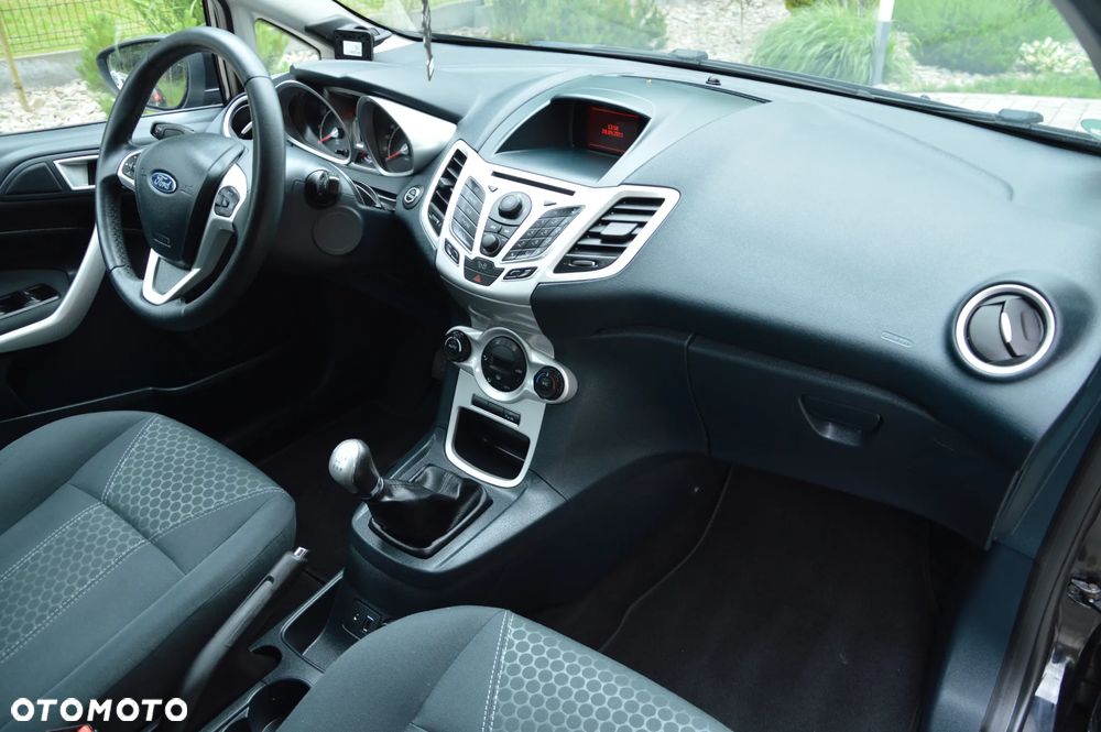 Ford Fiesta 1.4 Titanium EU5 - 13