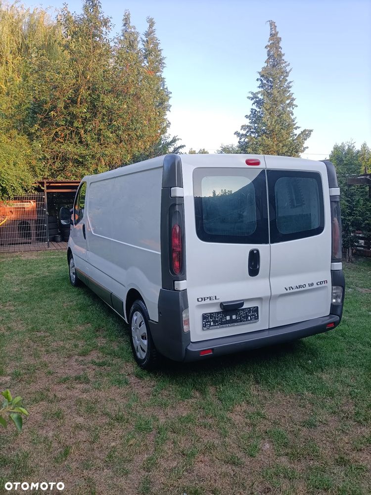 Opel Vivaro - 3