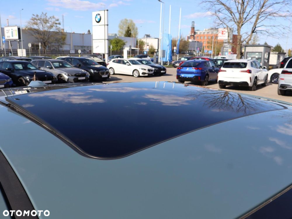 BMW iX1 xDrive30 66.5kWh M Sport - 15