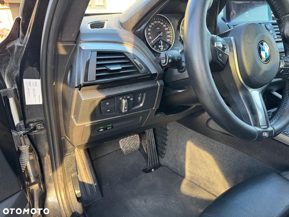 BMW Seria 1 120d Sport-Aut Sport Line - 19