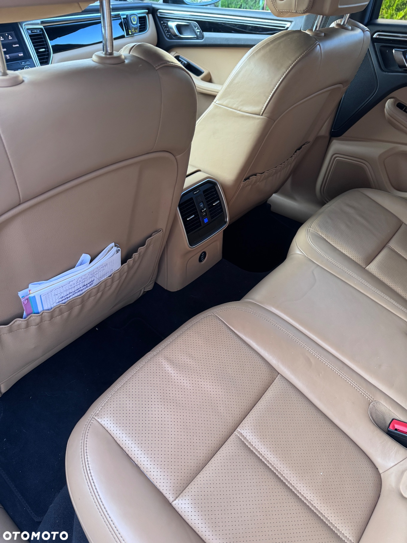 Porsche Macan Standard - 10