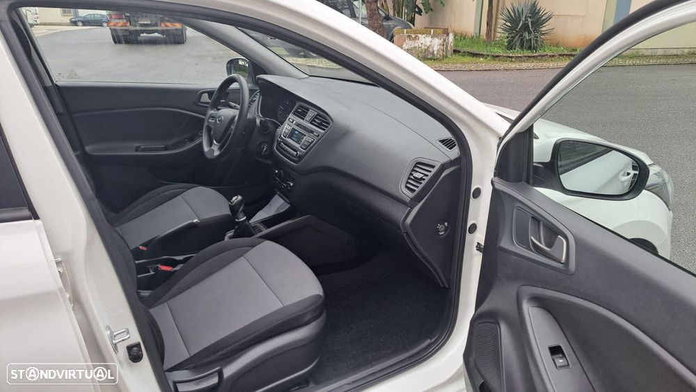 Hyundai i20 1.1 CRDi Access+Bluetooth - 29