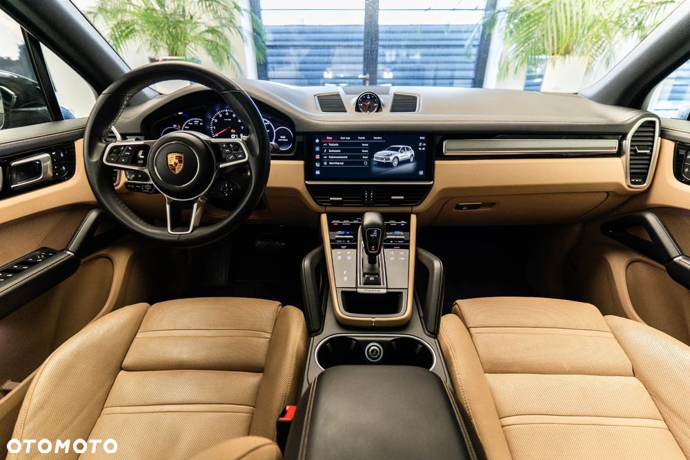 Porsche Cayenne Platinum Edition - 34