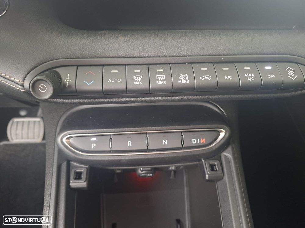 Jeep Avenger 1.2 T Hybrid 4xe 85º Aniversário - 23