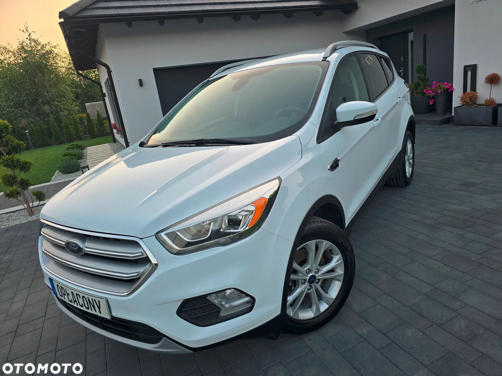 Ford Kuga 2.0 TDCi FWD Titanium - 3