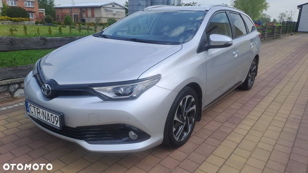 Toyota Auris - 9