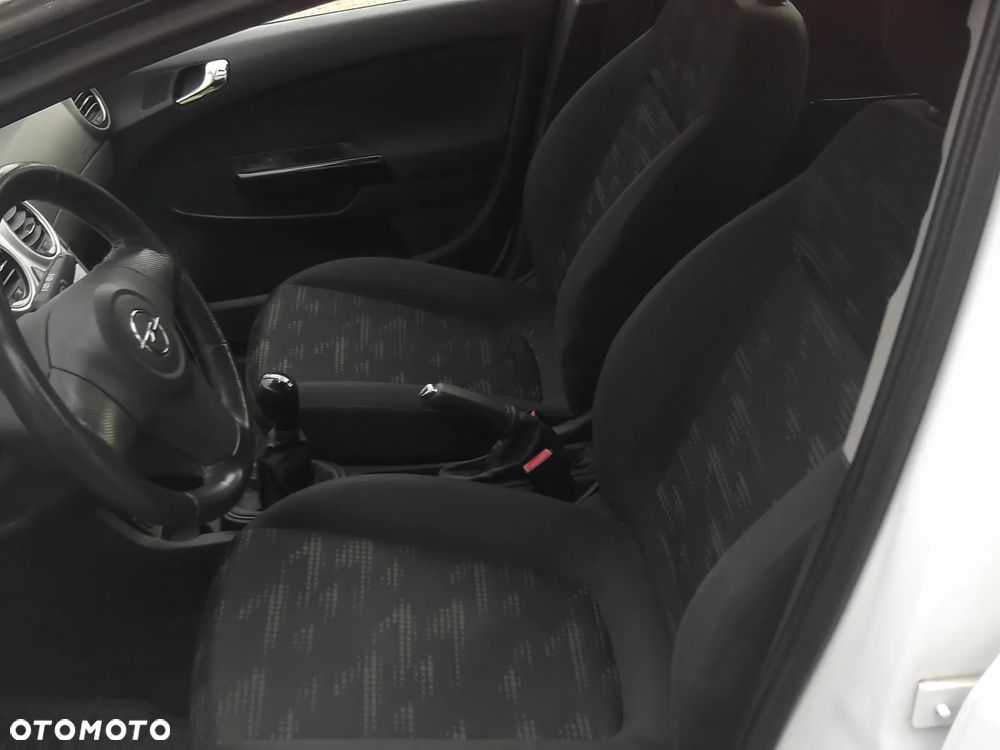 Opel Corsa 1.3 CDTI Edition / Active - 12