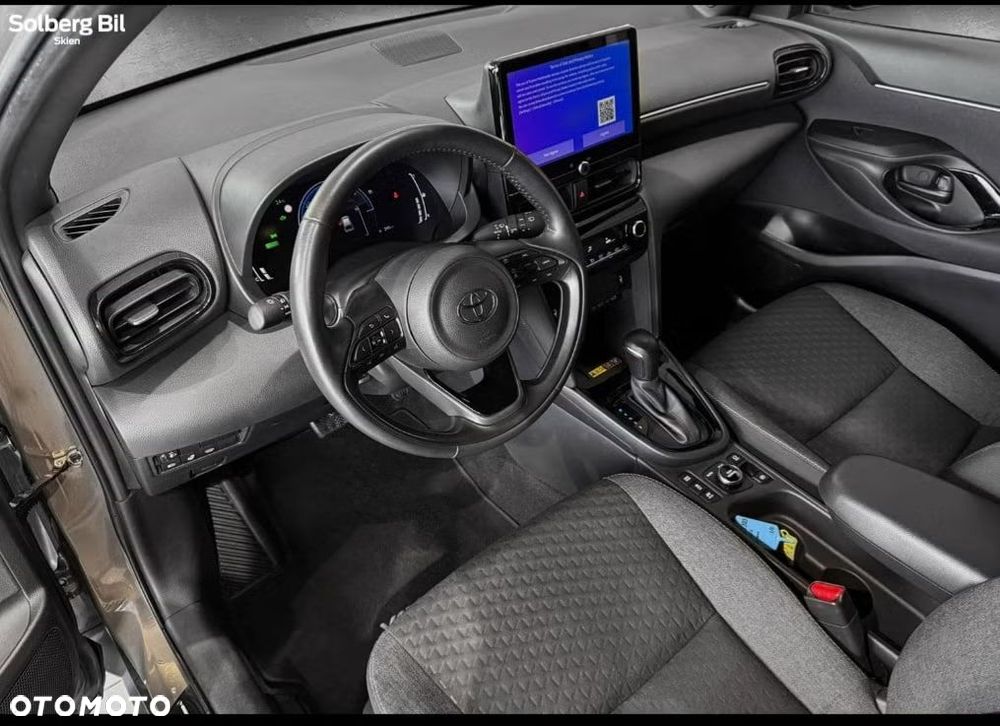 Toyota Yaris Cross Hybrid 1.5 Active - 12