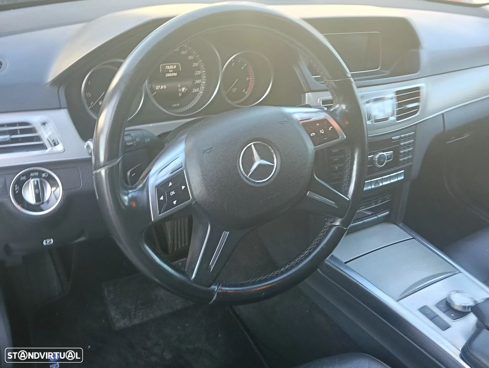 Mercedes-Benz E 220 CDI Auto Elegance - 15