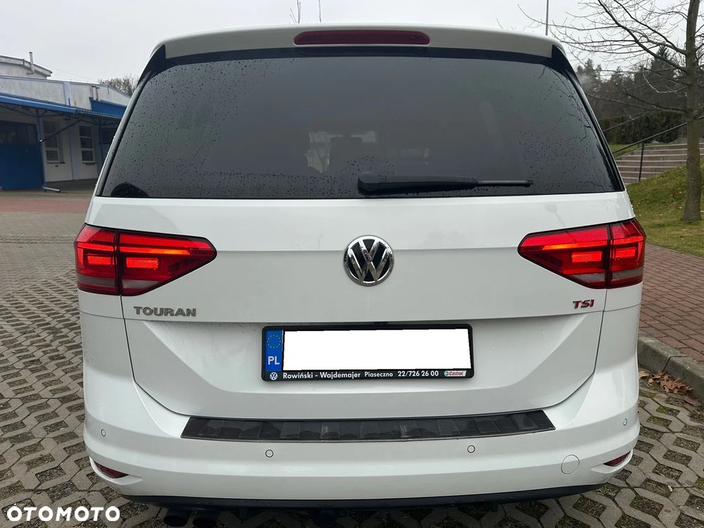 Volkswagen Touran - 32