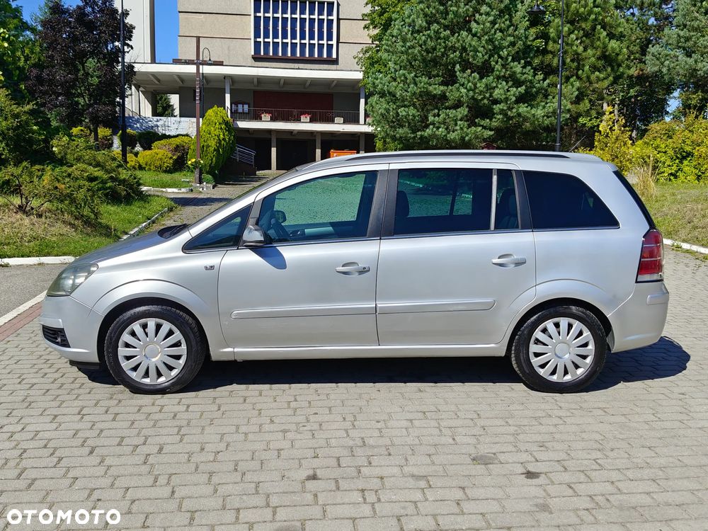 Opel Zafira 1.9 CDTI Navi - 10