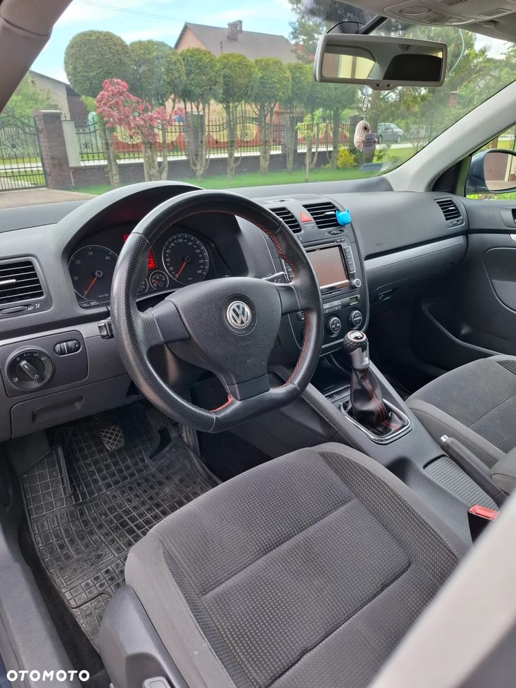 Volkswagen Jetta 1.9 TDI Comfortline - 20
