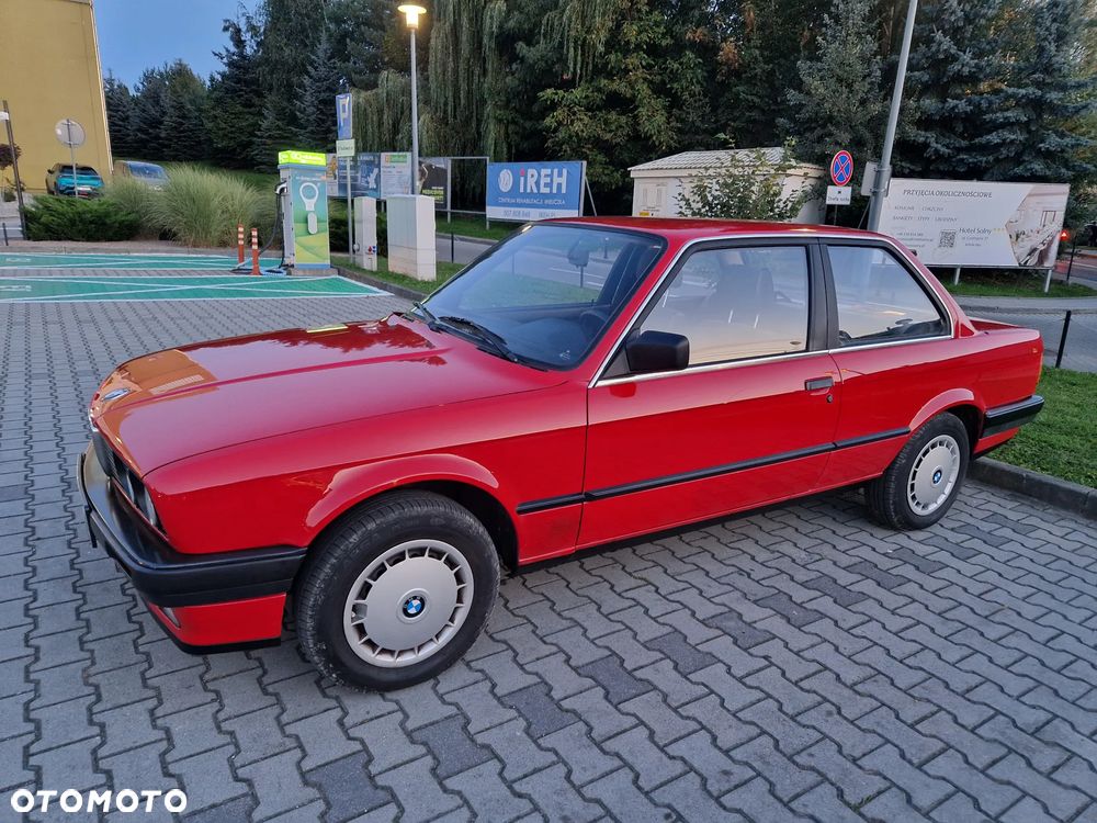 BMW Seria 3 316i - 2
