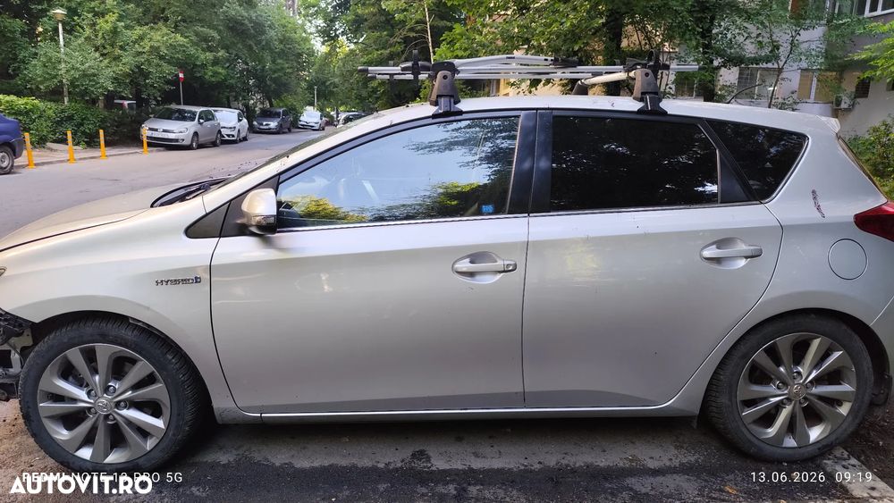 Toyota Auris - 4
