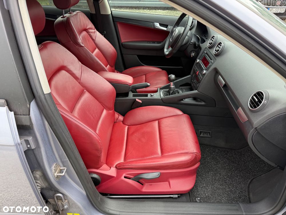 Audi A3 Sportback 1.6 S line Sportpaket plus - 29