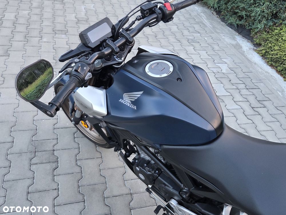 Honda CB - 38