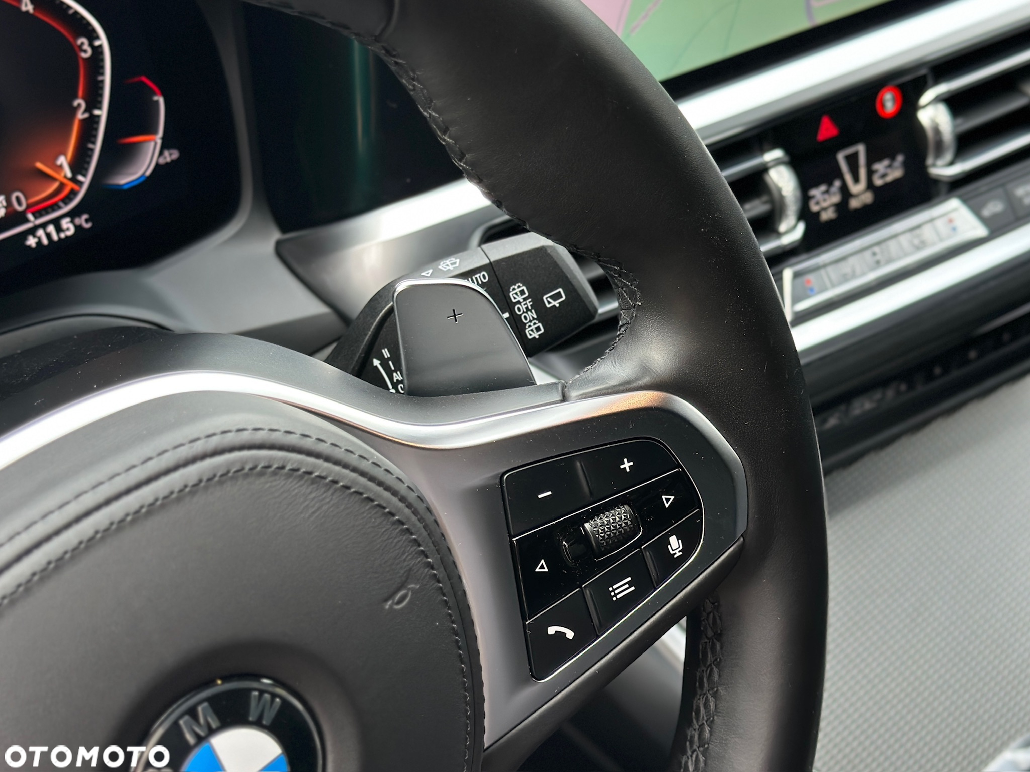 BMW Seria 3 330i M Sport sport - 18