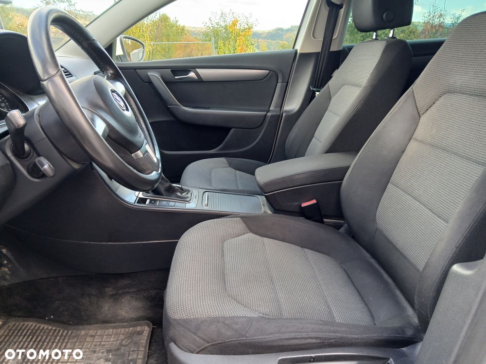 Volkswagen Passat 2.0 TDI 4Mot Comfortline - 12