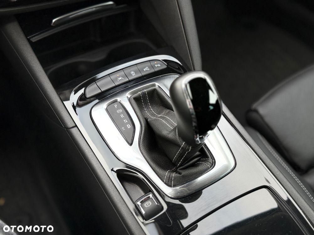 Opel Insignia 2.0 CDTI automatik Innovation - 28