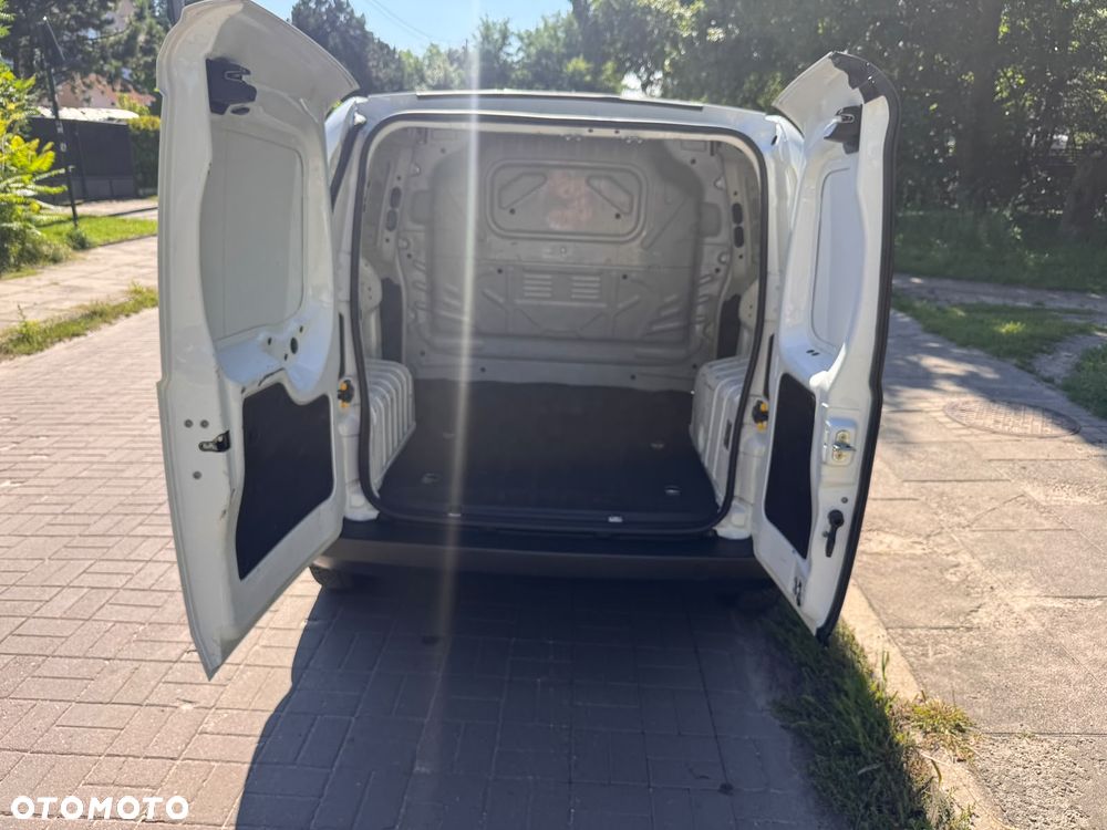 Fiat Fiorino - 13