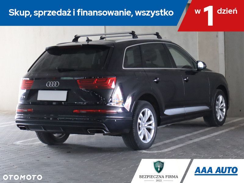 Audi Q7 - 7