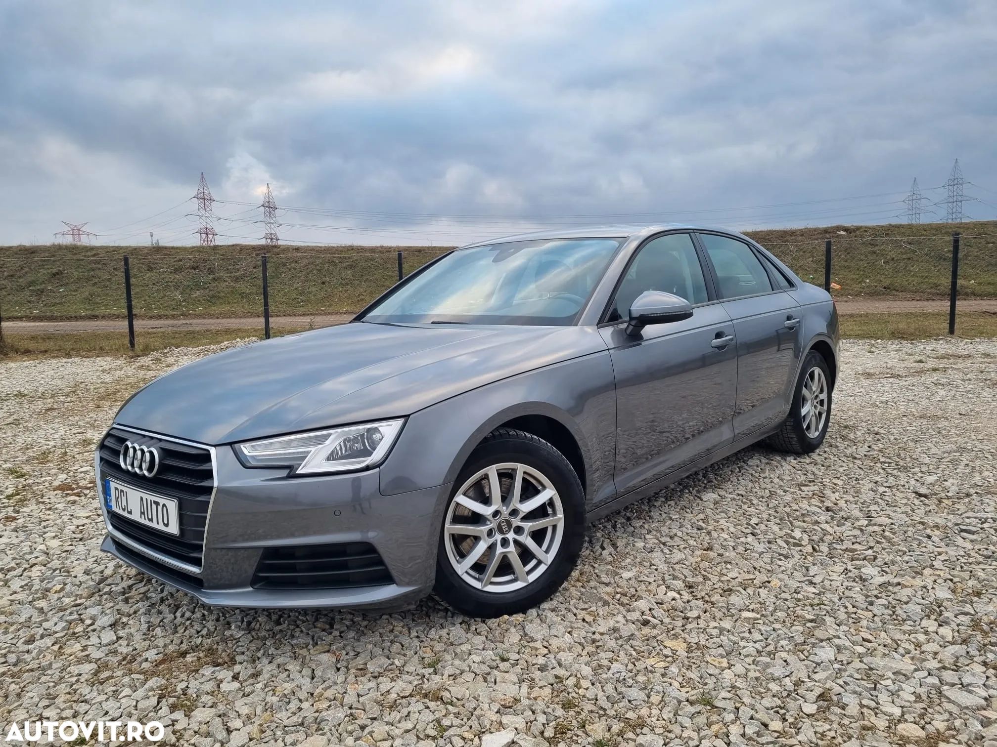 Audi A4 Avant 2.0 TDI S tronic Sport - 1