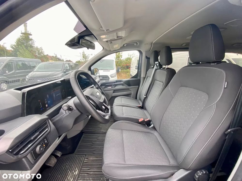 Ford Tourneo Custom 2.0 EcoBlue 320 L2 Titanium - 9