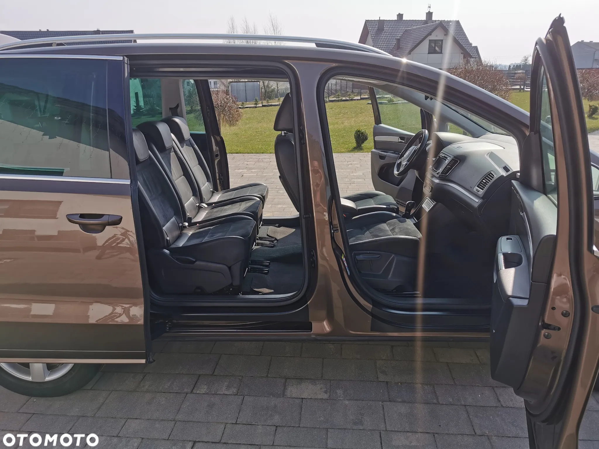 Volkswagen Sharan 2.0 TDI DSG BlueMotion Technology Highline - 8