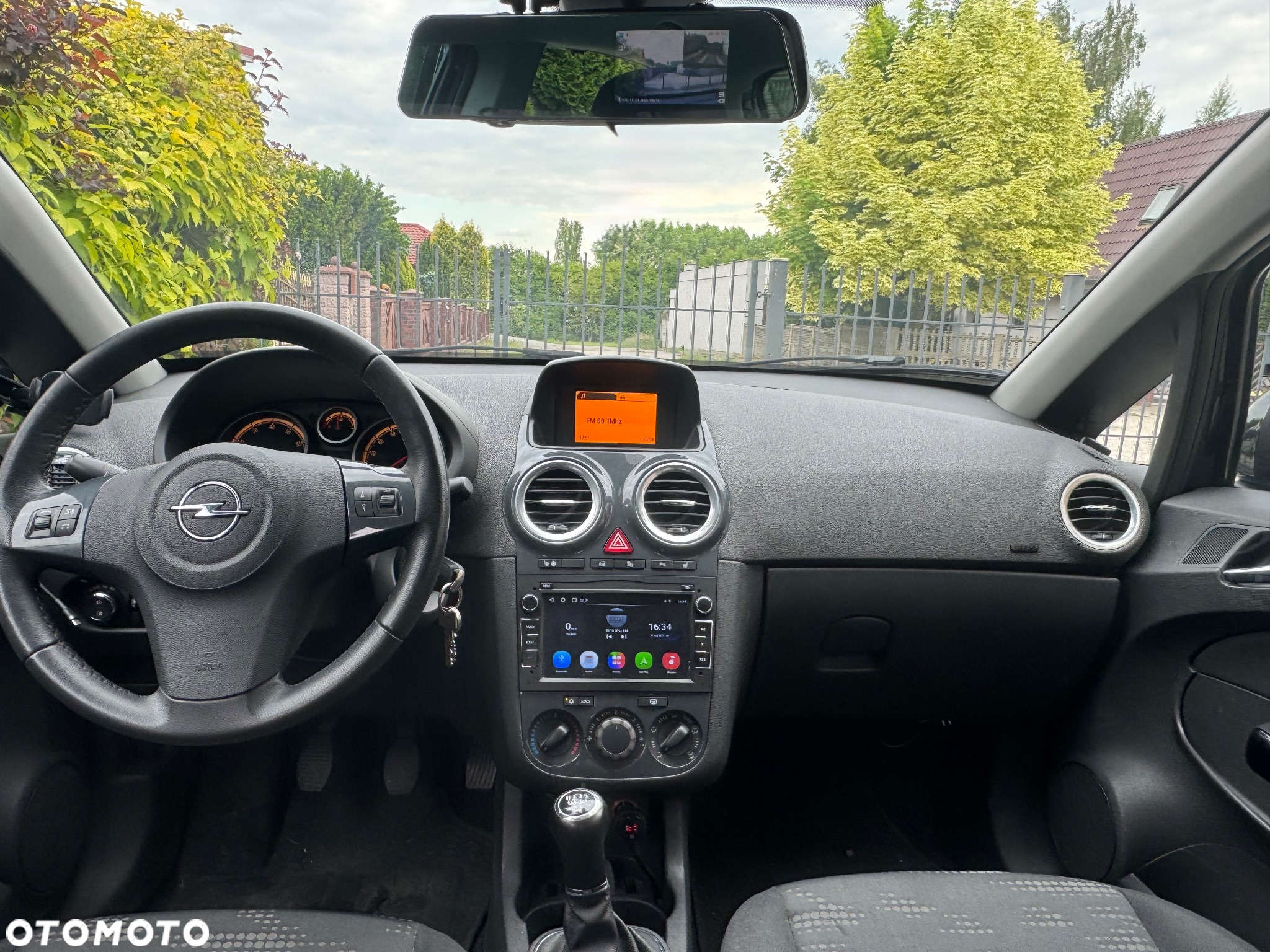Opel Corsa 1.4 16V Satellite - 6