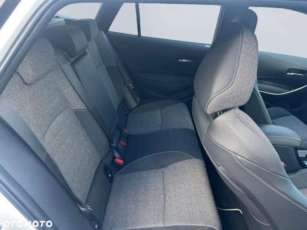 Toyota Corolla - 14