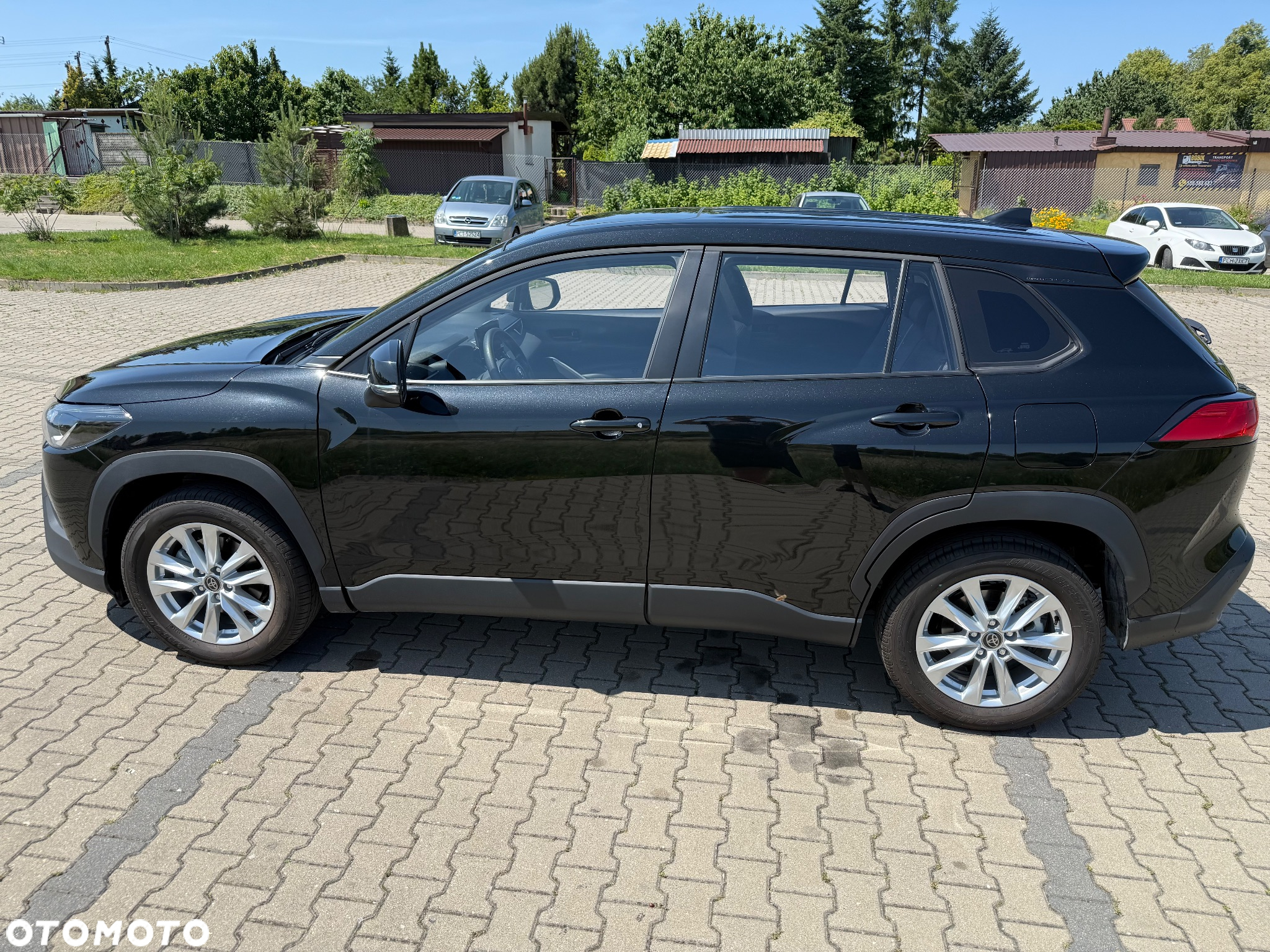 Toyota Corolla Cross - 13