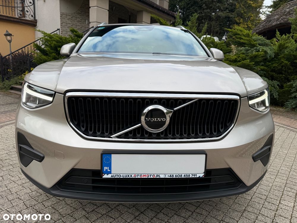 Volvo XC 40 B3 B DKG Plus Bright - 27