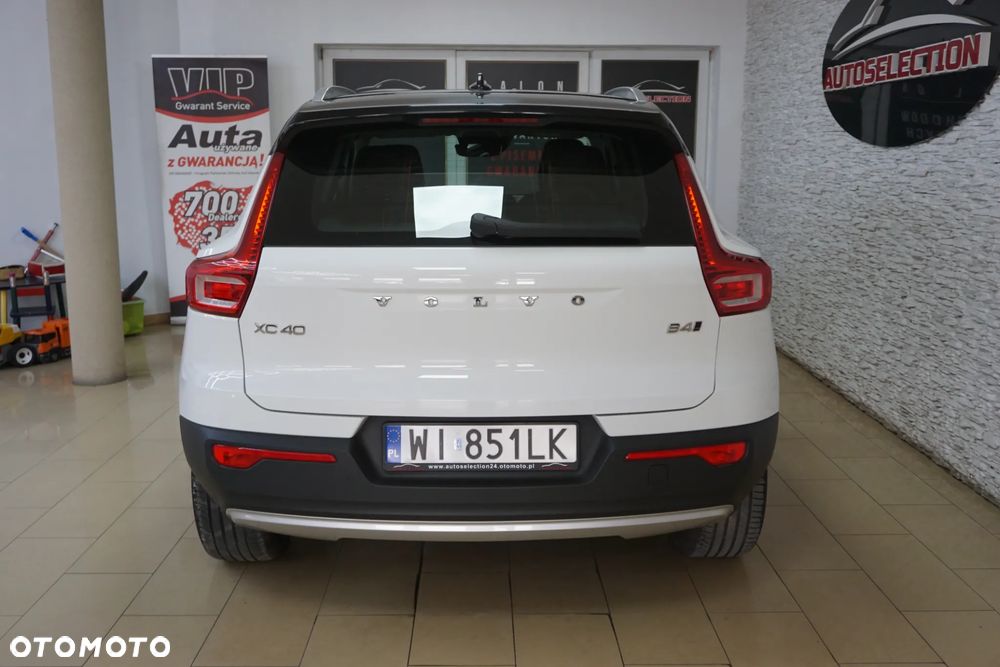 Volvo XC 40 B4 B AWD Momentum Pro - 5