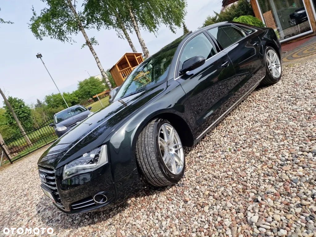 Audi A8 - 1
