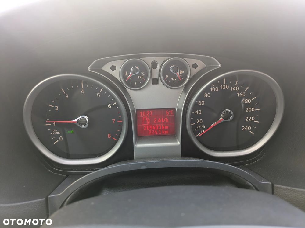 Ford Focus 1.6 Trend EU5 - 15