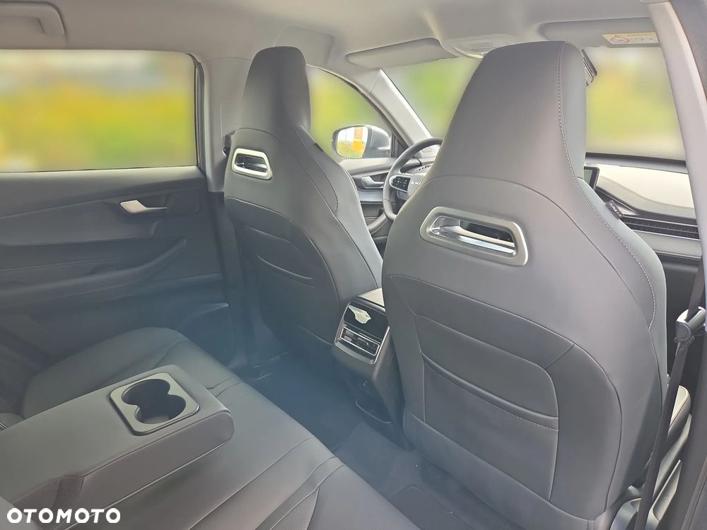 Chery Tiggo 4 1.5 GDI HEV Premium DHT - 25