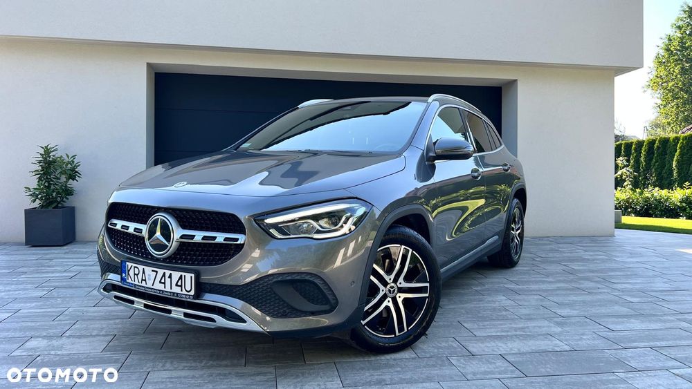 Mercedes-Benz GLA 200 - 8