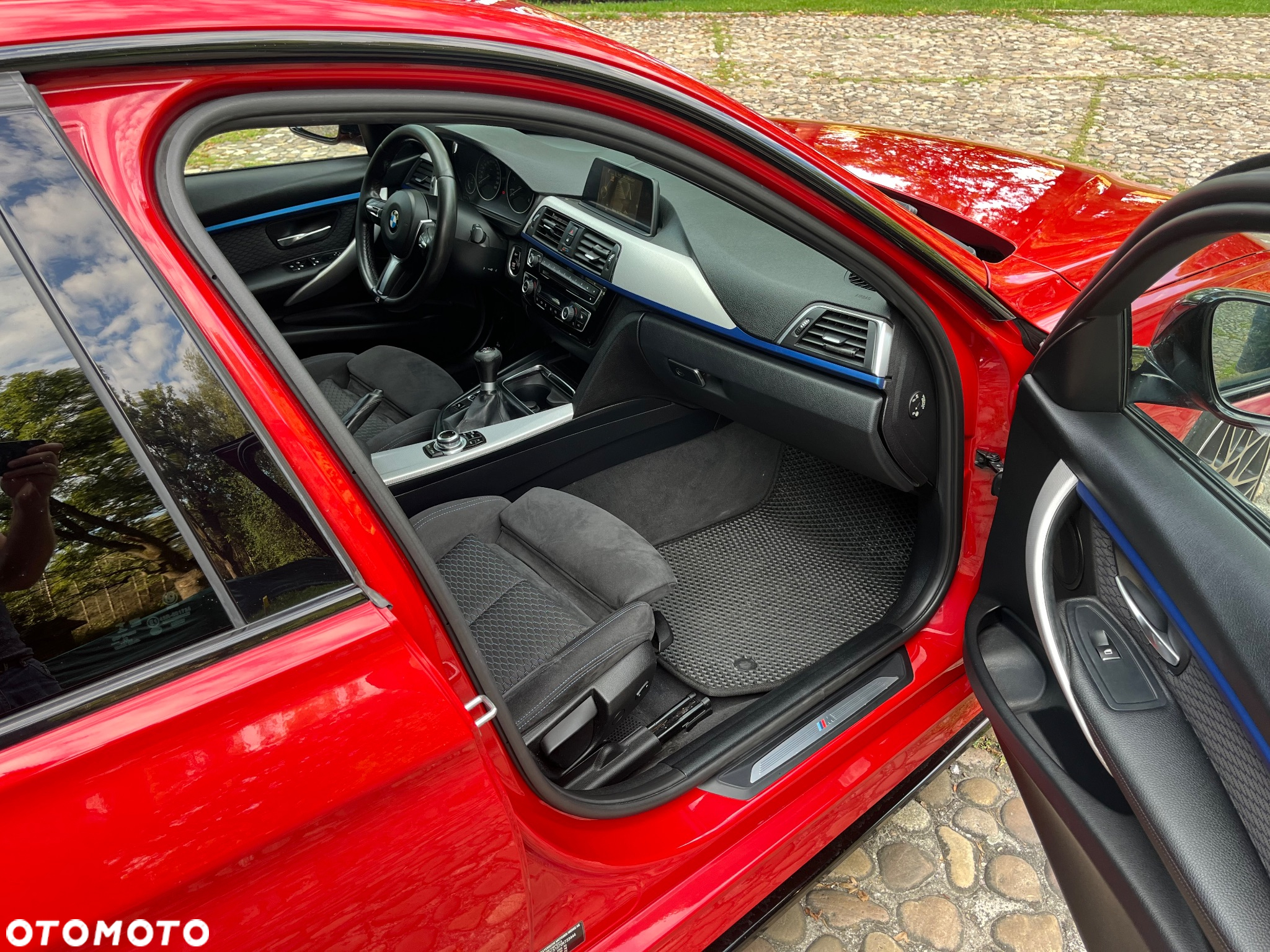 BMW Seria 3 320d M Sport - 8