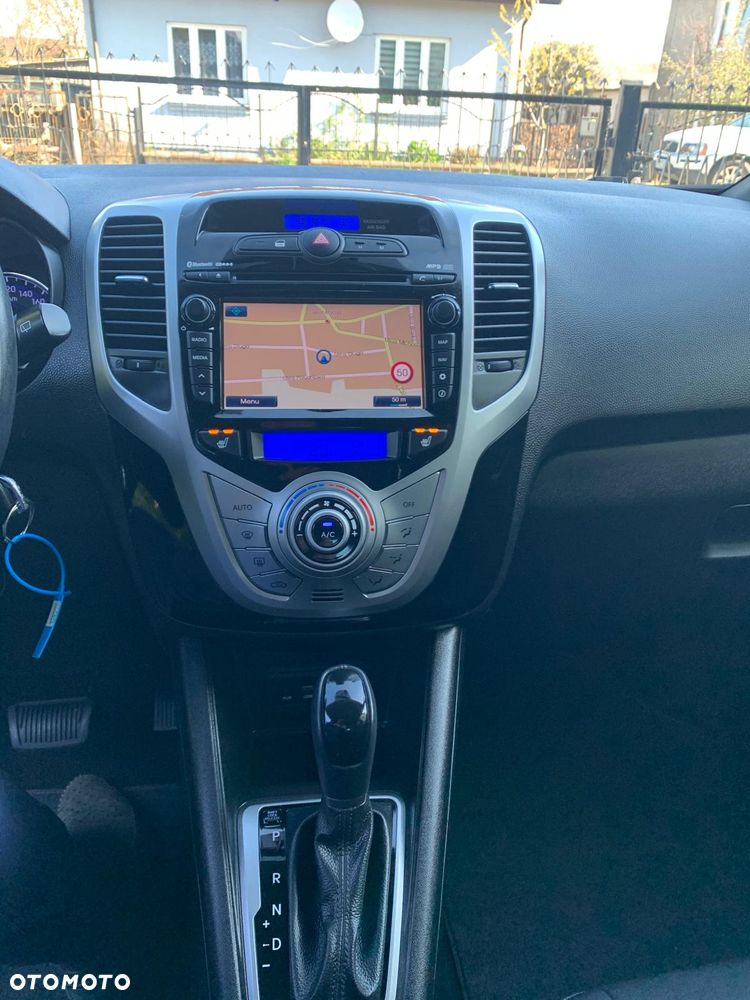 Hyundai ix20 1.6 Premium - 25