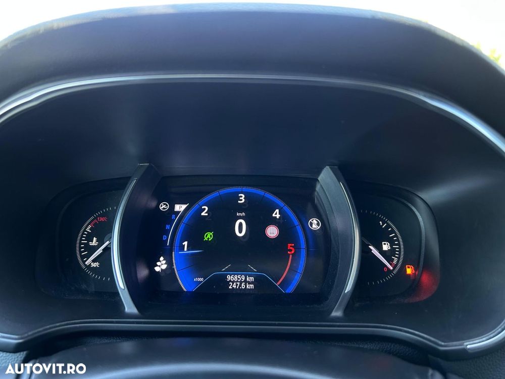 Renault Megane BLUE dCi 115 EDC BUSINESS EDITION - 12