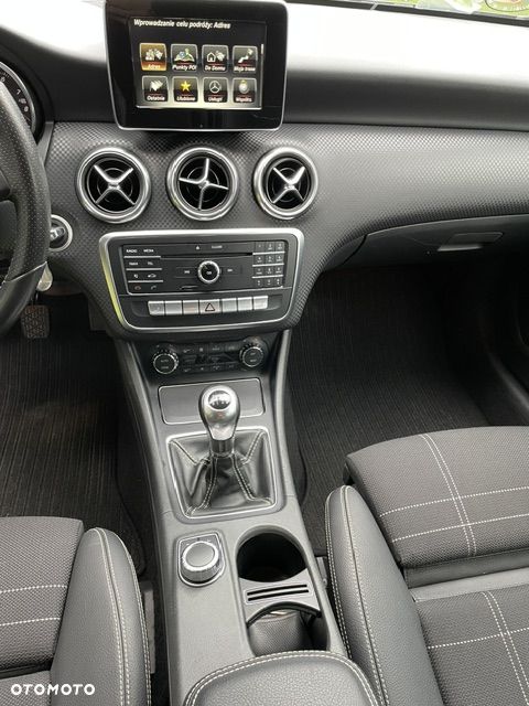 Mercedes-Benz Klasa A 200 Activity Edition - 3