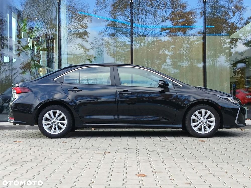 Toyota Corolla - 3