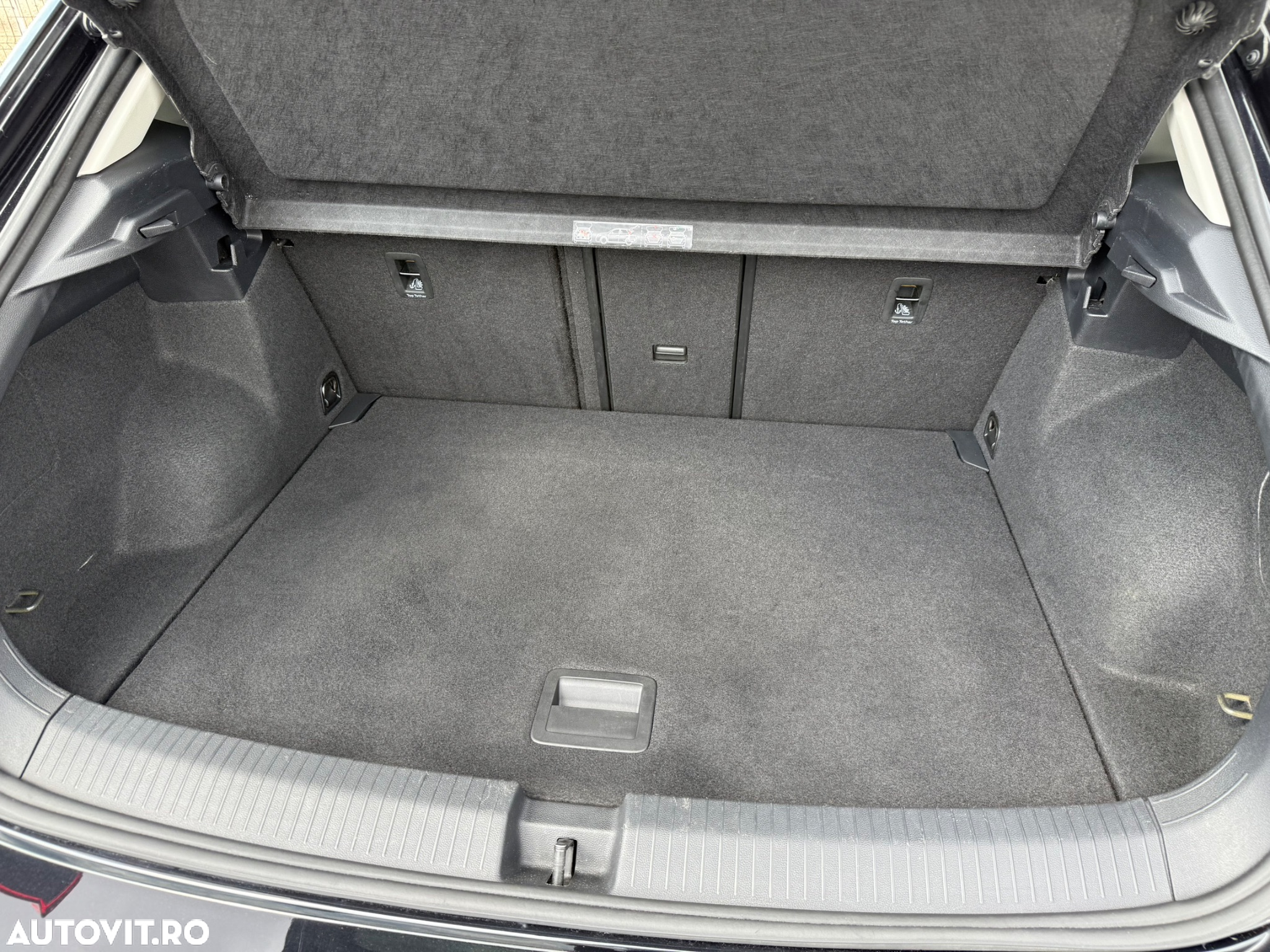 Volkswagen T-ROC 2.0 TDI SCR DSG ACTIVE - 30