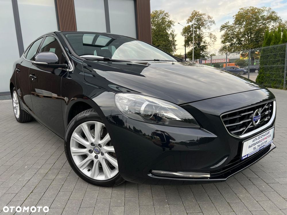 Volvo V40 D4 Geartronic Momentum - 1