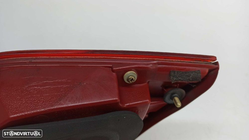 FAROLIM TRASEIRO ESQUERDO KIA OPIRUS EX - 4