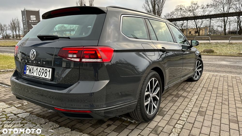 Volkswagen Passat Variant 1.5 TSI EVO Business DSG - 4