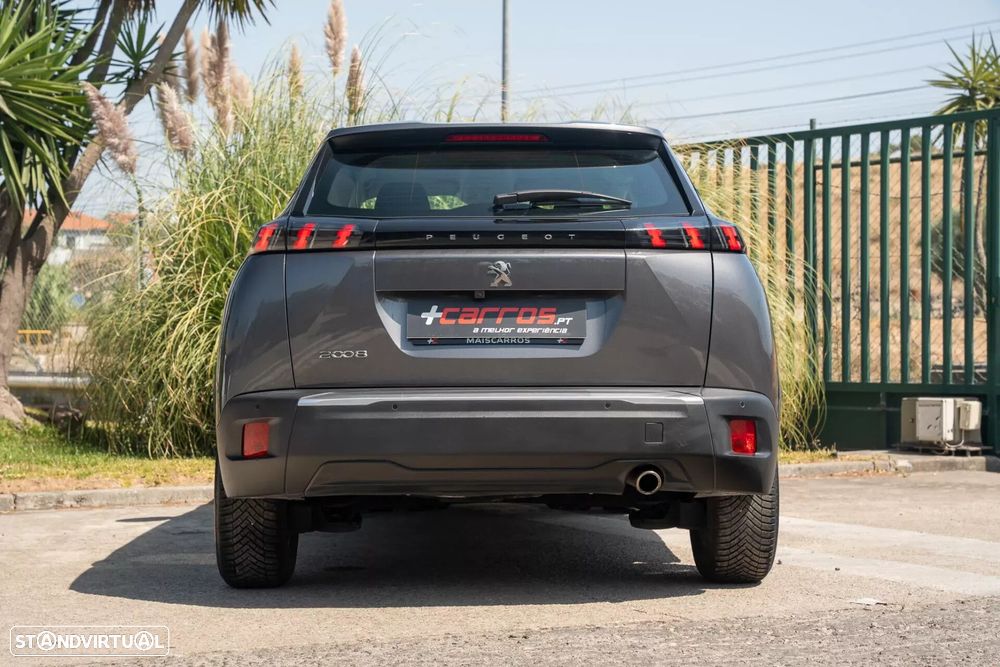 Peugeot 2008 - 4
